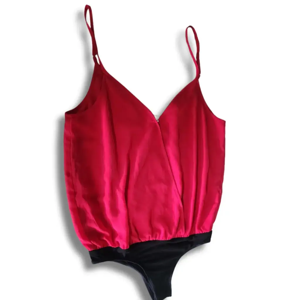 Pntiblusa GUESS C Rojo T XS