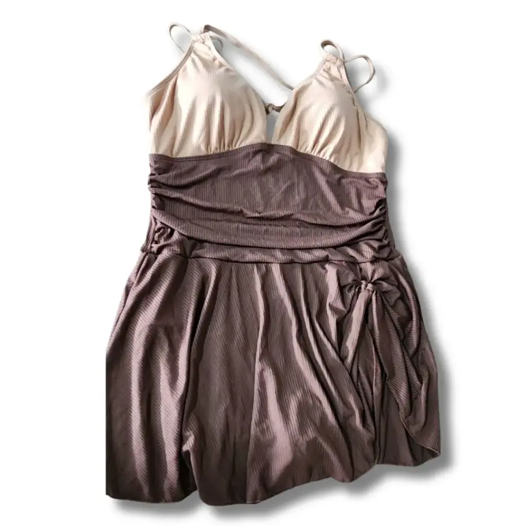 [115243] Traje de baño  1 pieza  con falda C Cafe T XXL