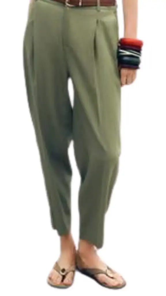 Pantalon Zara C Verde  cinturón crema militar T L