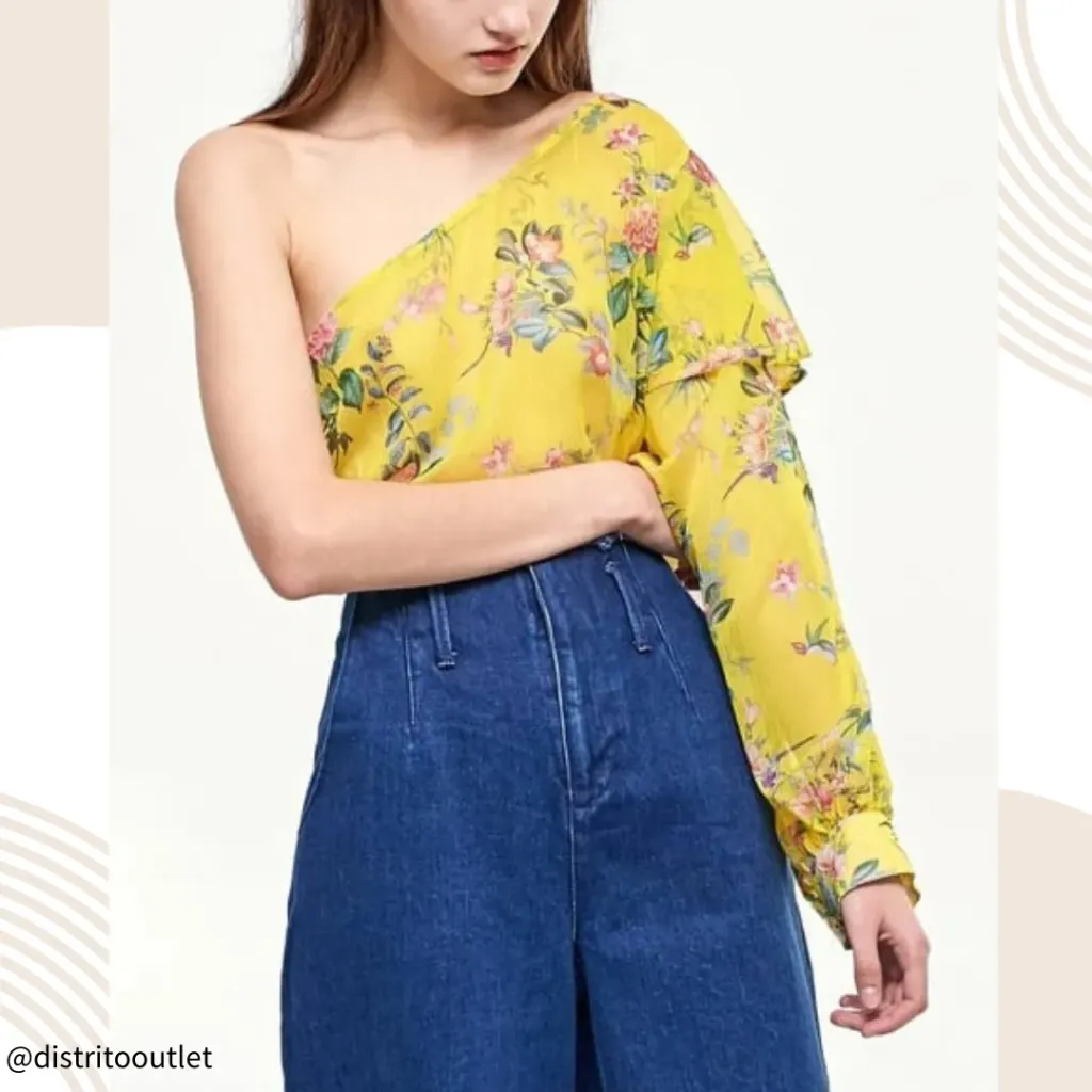 Blusa Zara C Amarillo floral T M