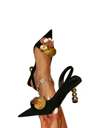 [109103] Zapatilla C Negro con Dorado T 25